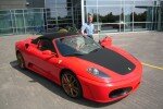 Upplev en körupplevelse i en Ferrari